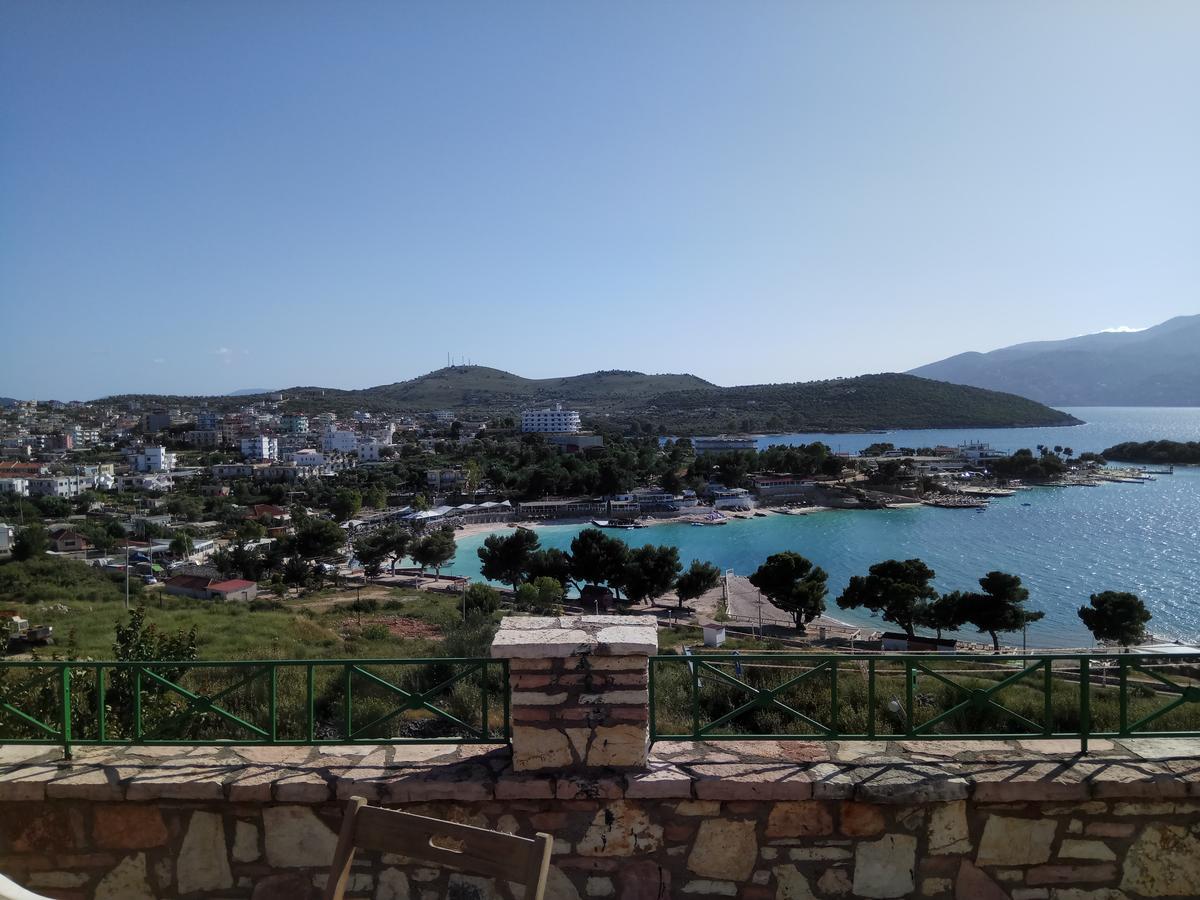 John'S Guesthouse Ksamil Esterno foto
